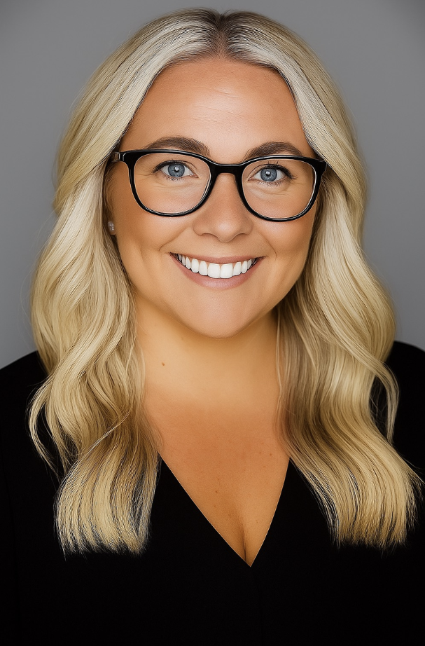 Paige Navarro, Office Manager